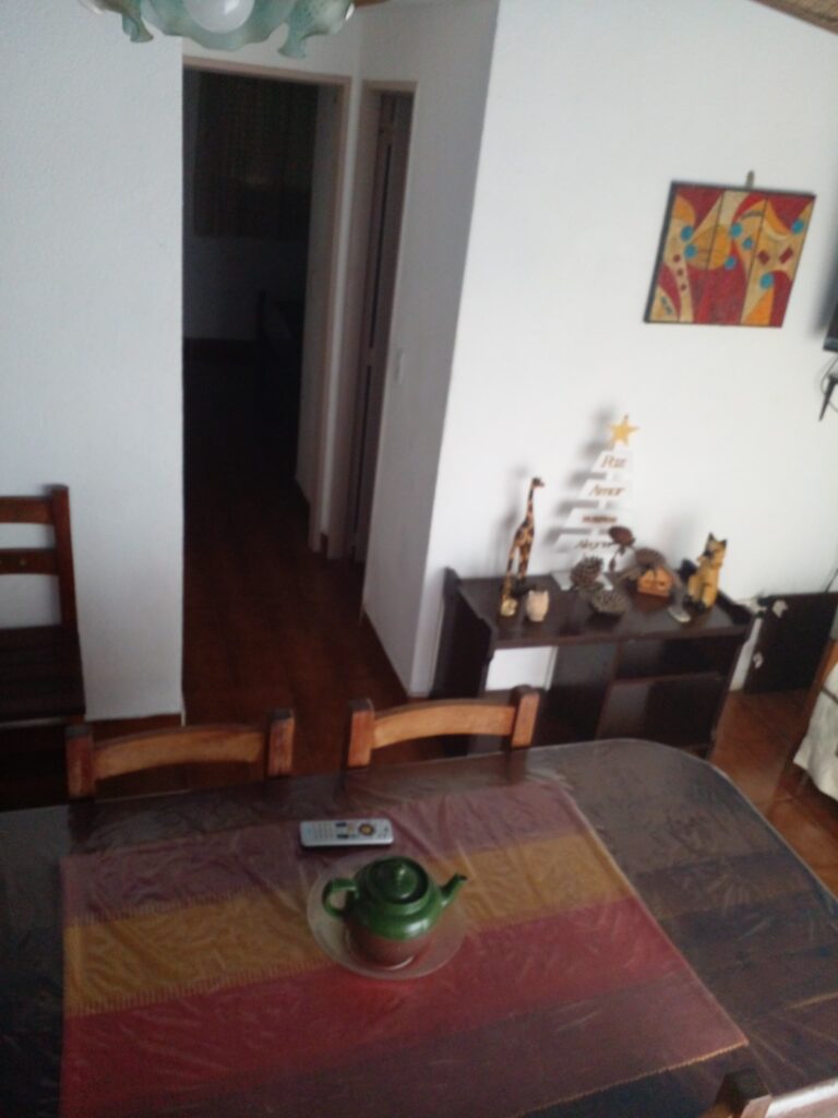 Comedor integrado, ideal para compartir desayunos y comidas en familia.