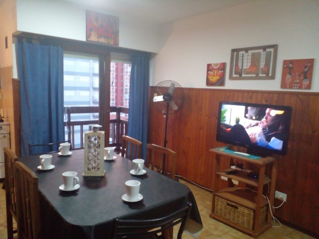 Comedor del departamento en San Bernardo