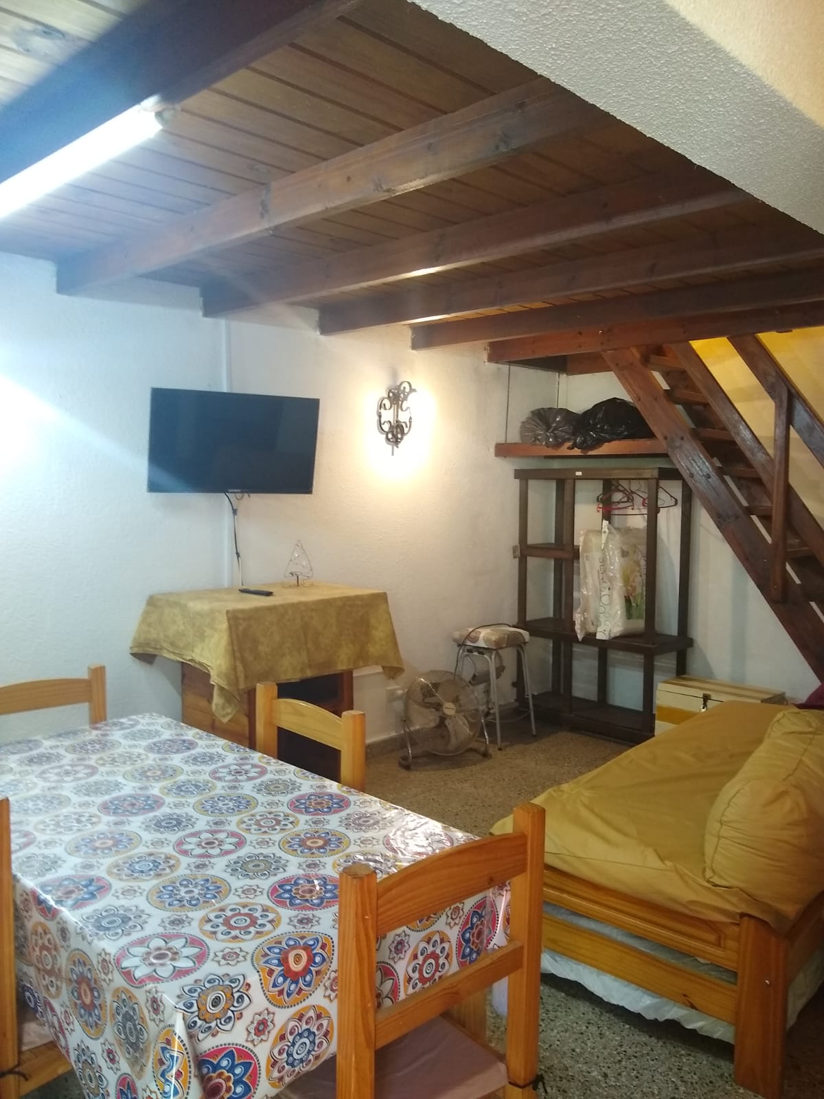 Vacaciones tranquilas en San Clemente – PH cómodo y completo